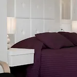 奥斯特瑞亚公寓式酒店