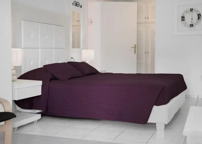 Ostria Aparthotel Agia Paraskevi (Skiathos)