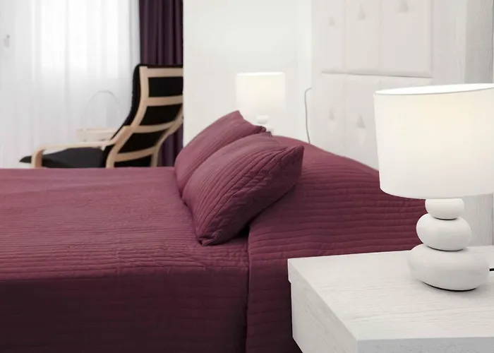 Ostria Aparthotel 3*