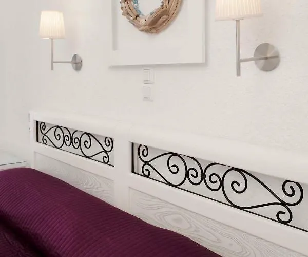 Ostria Aparthotel 3*