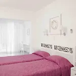 Ostria Apartahotel 3*