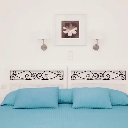 Ostria Aparthotel 3*